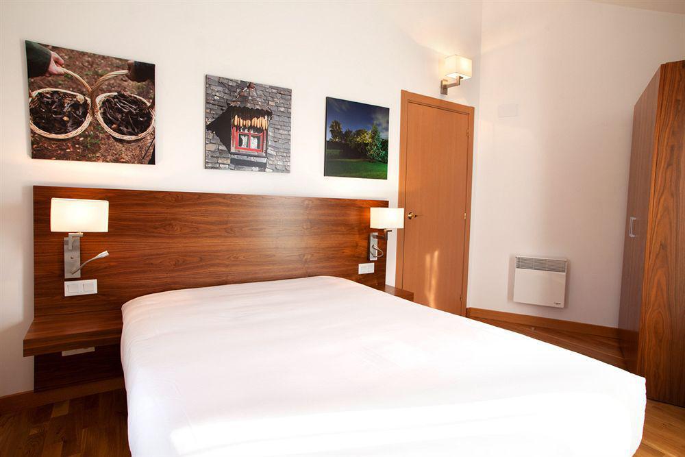 Appartements & Spa Cerdanya Bourg-Madame Room photo